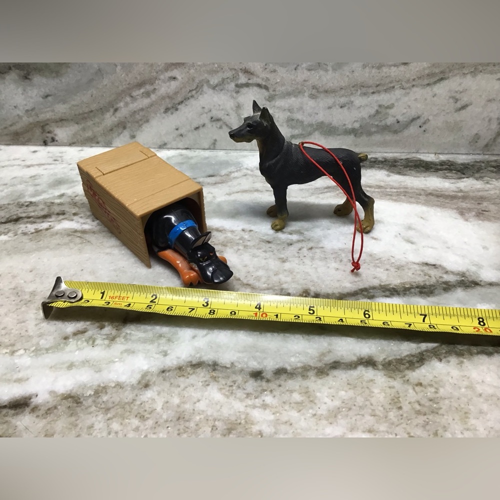 Doberman figures